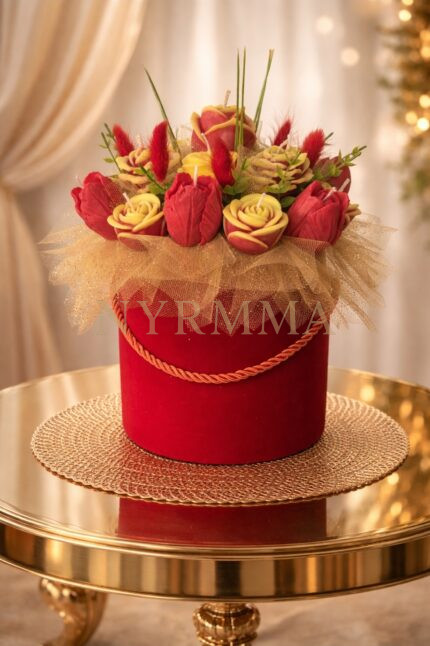 Royal Scarlet Bloom
